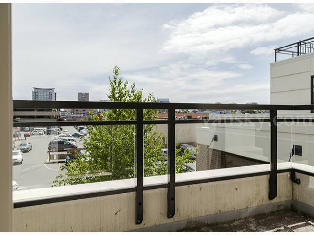 181018192313_Deck view - 3rd floor.jpg